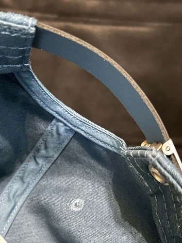 Armani Exchange Core Logo Hut türkis Leder verstellbarer Riemen - Bild 8 von 16