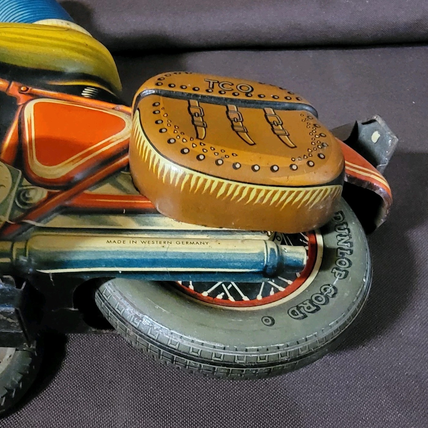Picture 20 of 24