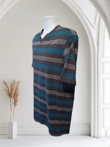 Highland Outfitters Sz L V-neck T-Shirt, Multicolor Striped. C-1 - Picture 3 of 6