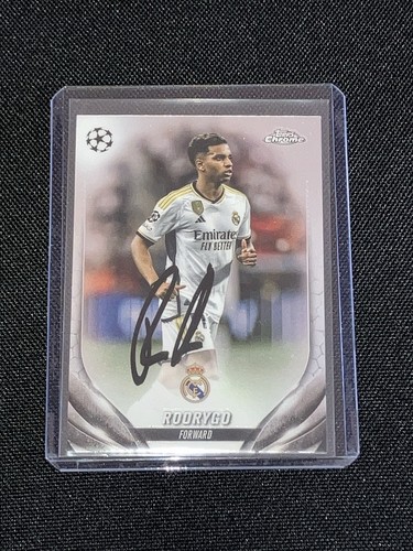 Rodrygo Signed Autograph 2023-24 Topps Chrome UEFA ChL #168 Real Madrid 🇧🇷 - Picture 1 of 4