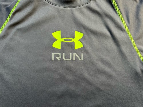 UNDER ARMOUR RUN T-Shirt Mens Small Running Breathable Short Sleeve Tee - 第 2/8 張圖片