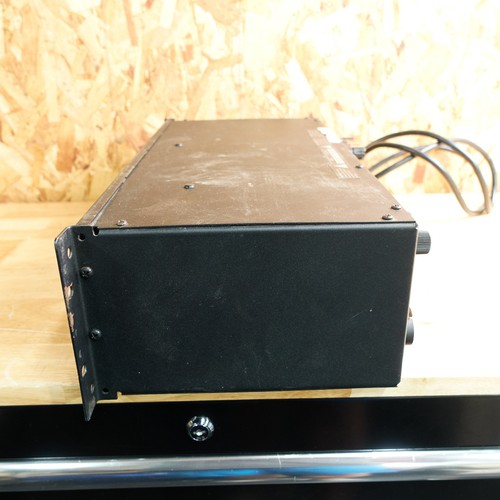 QSC USA900 Amplificatore di potenza professionale audio cinema stereo 2 canali montaggio su rack - Foto 5 di 12