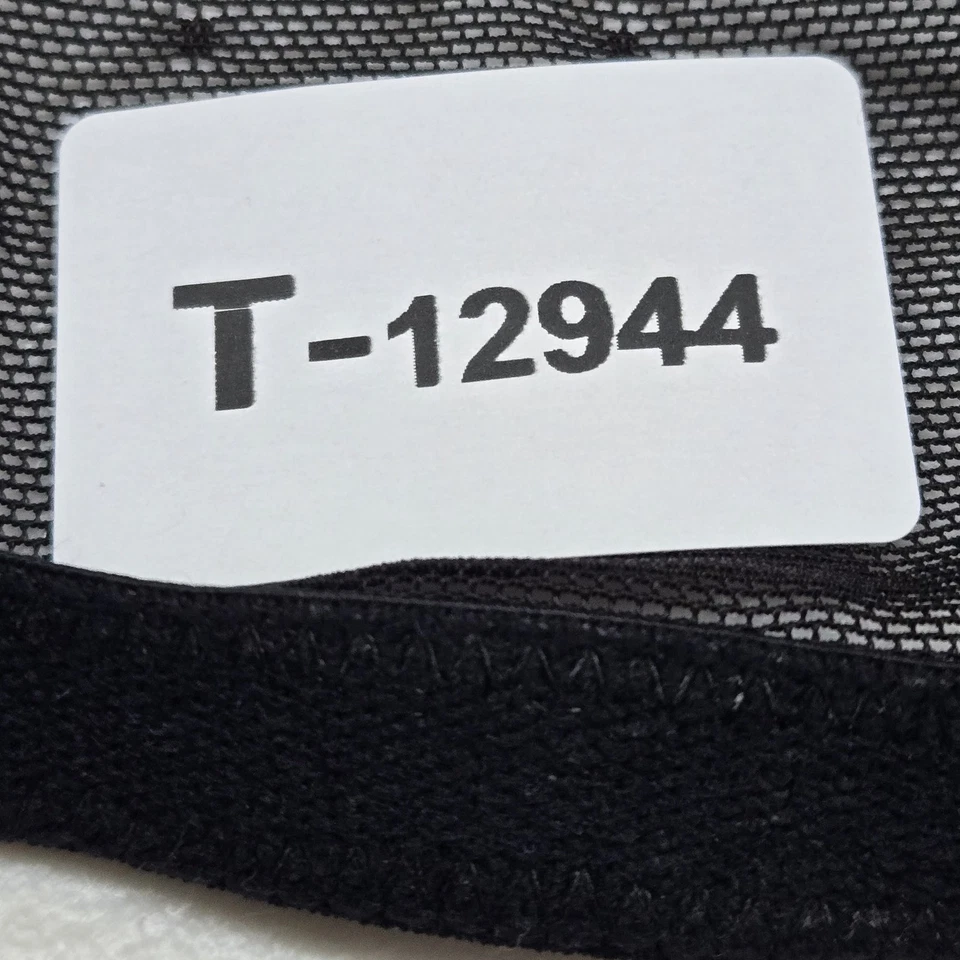 Victoria's Secret Women Bra 40D Black Push Up Underwired Lace Front Closure - Image 2 of 4