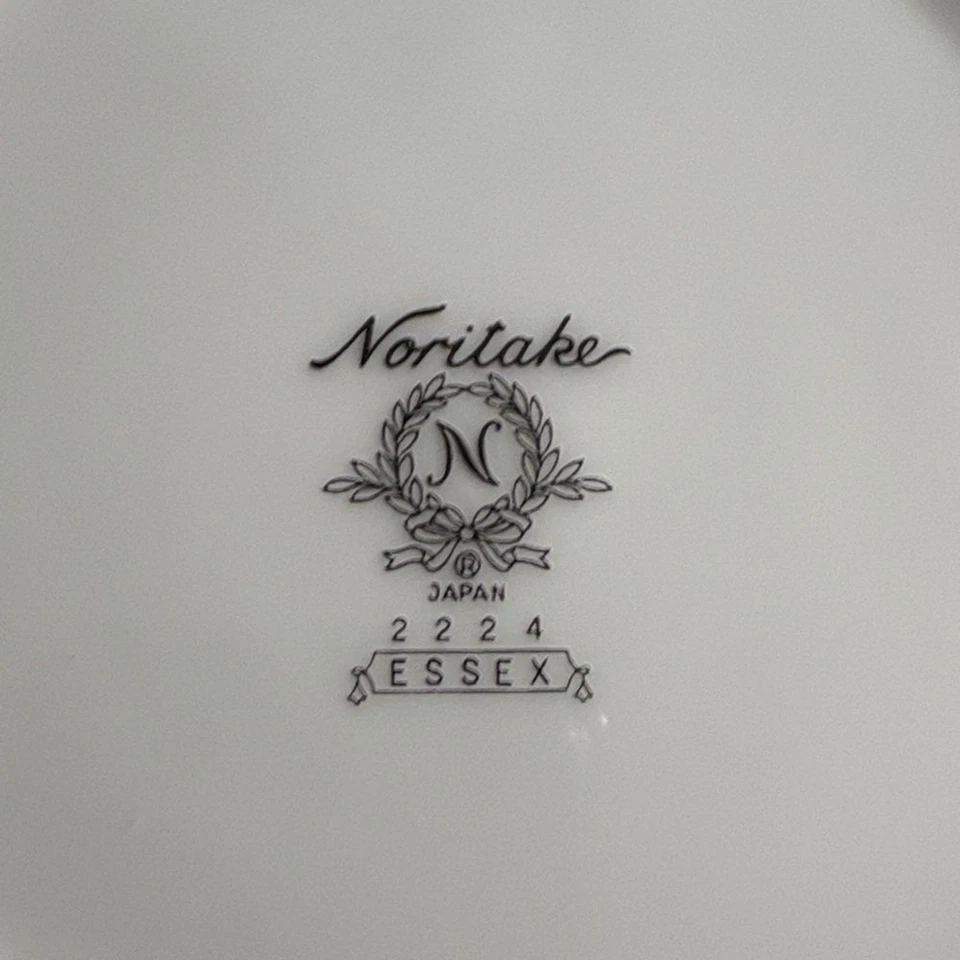 Noritake Elegant White and Gray (silver) Floral Plate set of 10 - Image 2 of 4