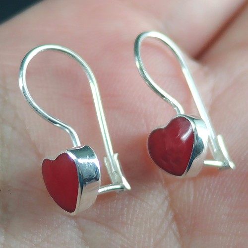 Orecchini in argento sterling 925 con corallo rosso a forma di piccolo... - Foto 3 di 5