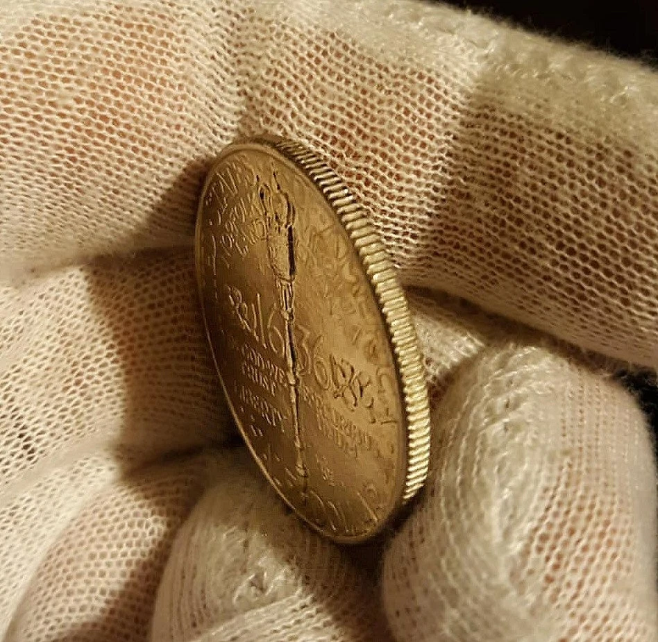 1936 NORFOLK COMMEMORATIVE SILVER HALF DOLLAR RAW UNCIRCULATED COIN - STUNNING ! - Image 3 of 3