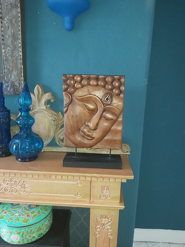 EX DISPLAY HAND CARVED SOLID WOOD BUDDHA PLAQUE ON A STAND - REDUCED ! - Picture 7 of 10