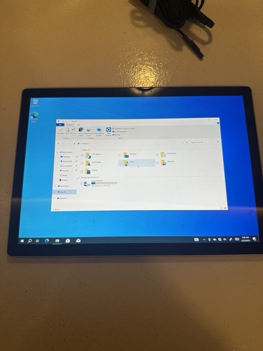 Microsoft Surface Book 2 13.5" i7-8650U 1.90GHz 16GB RAM 512GB M.2 GTX 1050 - Picture 9 of 9