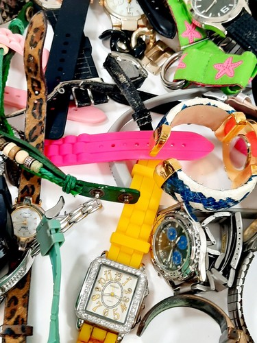 Lotto orologi cassetto spazzatura 5 libbre - Foto 9 di 15