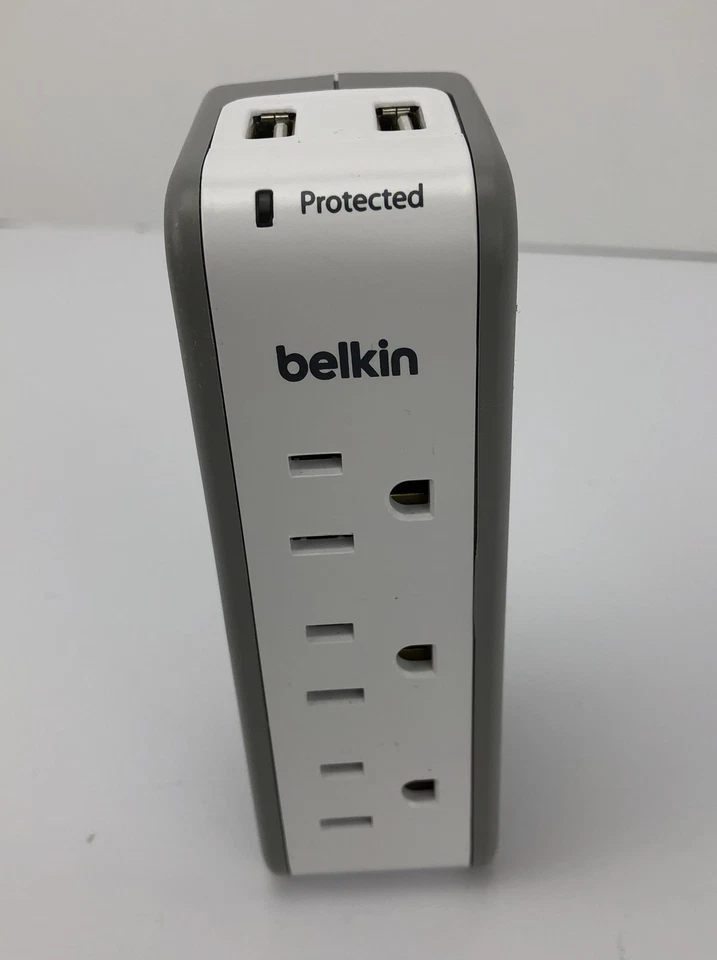 NEW Belkin BZ103050-TVL Mini Surge Protector with USB Charger Pre-owned - Image 2 of 4
