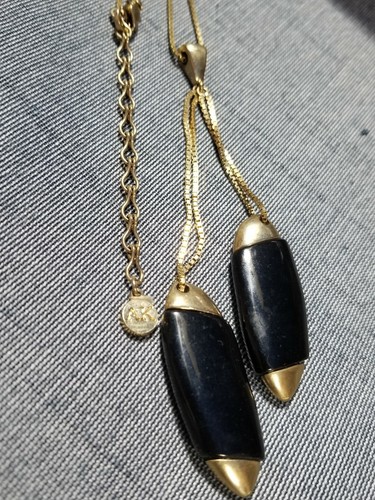 VINTAGE ANNE KLEIN NECKLACE WITH 2 DROP OBLONG BLACK ACRYLIC PENDANTS 16" L - Bild 6 von 12