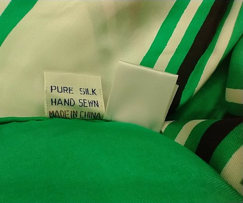 Pañuelo para mujer a rayas verdes 100 % seda 33" hecho en China - Imagen 8 de 8