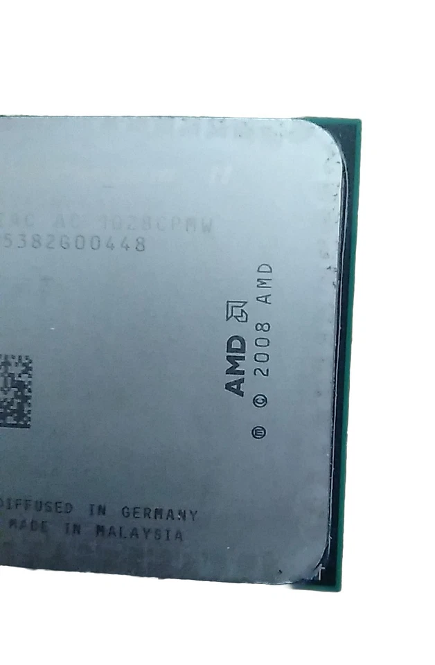 AMD Phenom II X4 945 HDX945WFK4DGM Processor 667 MHz 3 GHz Socket AM3 CPU 95W - Imagen 3 de 4