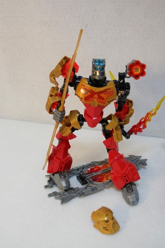 LEGO Bionicle Tahu Master Fire 70787 & Protector Fire 70783 w/instructions Lot 2 - Picture 2 of 4