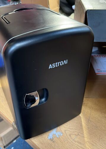 Mini nevera AstroAI 4 litros 6 latas portátil AC+DC enfriador de energía para dormitorios B/D - Imagen 7 de 7