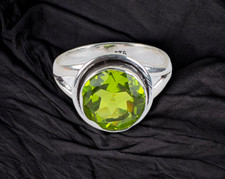 Green Peridot Gemstone Handmade 925 Sterling Silver Jewelry Gift Ring Gift For