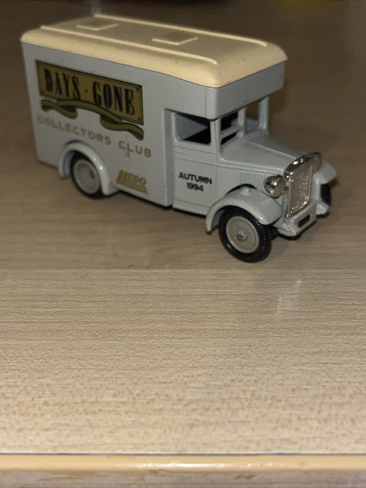 Picture 2 of 5