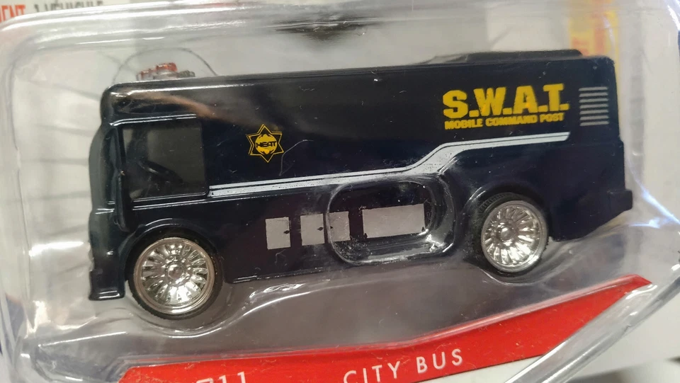 Jada Toys 2010 badge city heat vague 1 City bus (NG04) - Photo 2/2