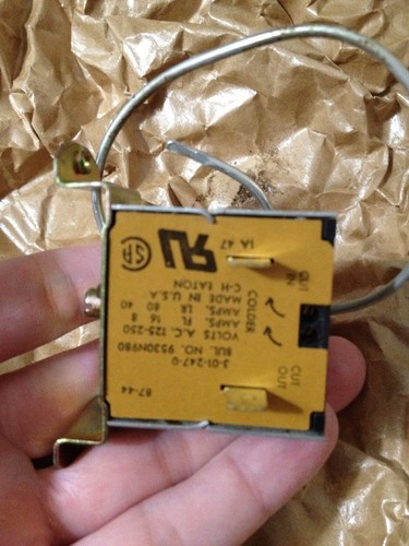 Sub-Zero Refrigerator Thermostat 3-01-247-0 Genuine OEM - Picture 4 of 5