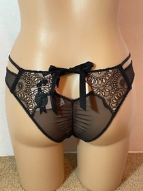 $88 Victoria's SECRET Designer Collection Swarovski Crystal Lace Panty Strappy