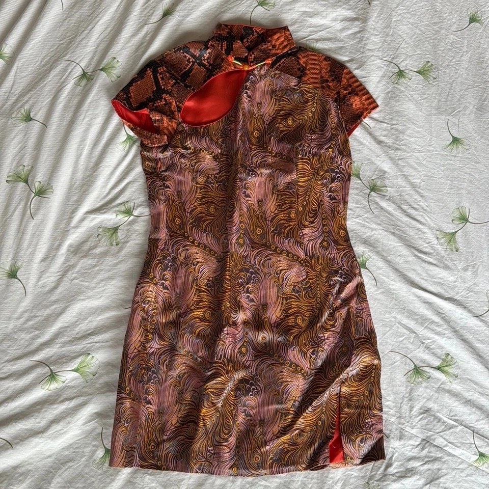 Mini Vestido Kim Shui New York Minute Talla US 4/UK 8 - Hecho en Italia Foto 2 de 4