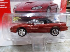 WHITE LIGHTNING 2001 CHEVY CAMARO SS   JOHNNY LIGHTNING MUSCLE CARS U.S.A.  1:64