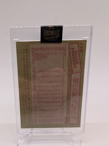 ROLLIE FINGERS HOF AUTO 2022 Topps ARCHIVES SIGNATURE Series 05/57 - Picture 2 of 7