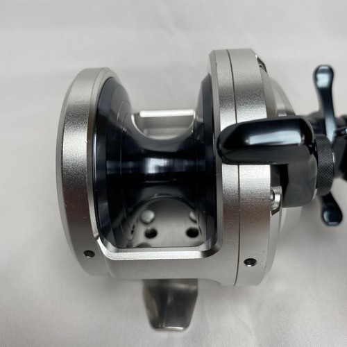 Shimano 11 Ocea Jigger 2000 NRPG Right Jigging Game Reel 5.1:1 From Japan used - Picture 3 of 11