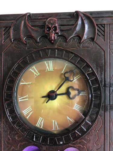 Halloween Animated Clock With Sound Motion Activated New Spooky Village - Picture 2 of 7