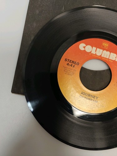 45 RECORD - JOURNEY - LOVIN TOUCHIN SQUEEZIN VG VG 1979 45 vinyl - Picture 16 of 17