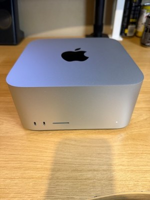 Apple Mac Studio (512GB SSD, M1 Max, 32GB) Silver - MJMV3B/A