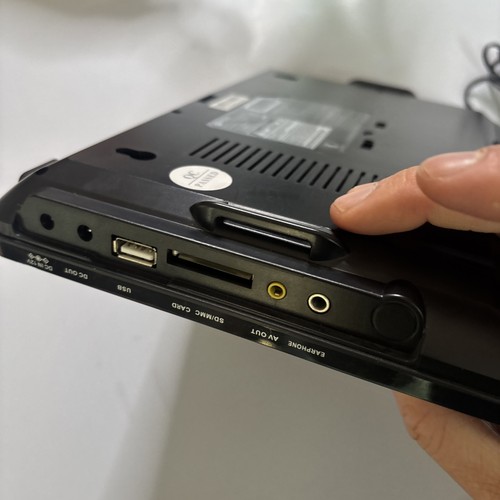 Protab Portable 8.5" DVD Player Region 4 - Picture 5 of 9