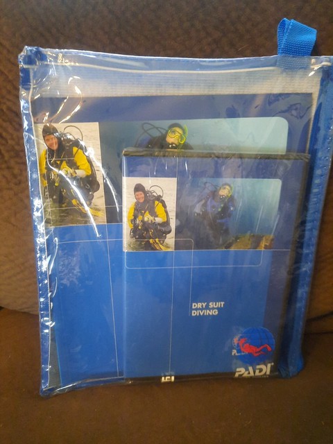 PADI DRY SUIT DIVING CREW PAK DVD AND MANUAL IN ZIP BAG NEW PADI DRY SUIT DIVING CREW PAK DVD AND MANUAL IN ZIP BAG NEW