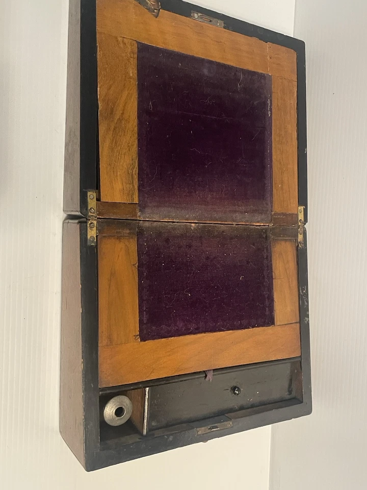 ANTIGUA CAJA DE ESCRITORIO DE VIAJE VICTORIANA DEL SIGLO XIX INCRUSTACIÓN BURL DE NOGAL🌺🌺 Foto 3 de 4