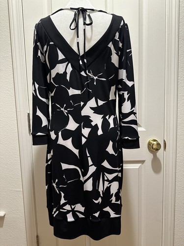 Nuevo Vestido Casa Blanca Mercado Negro Talla M Mediano Precio de venta sugerido por el fabricante 98 USD Nuevo con etiquetas - Imagen 2 de 3