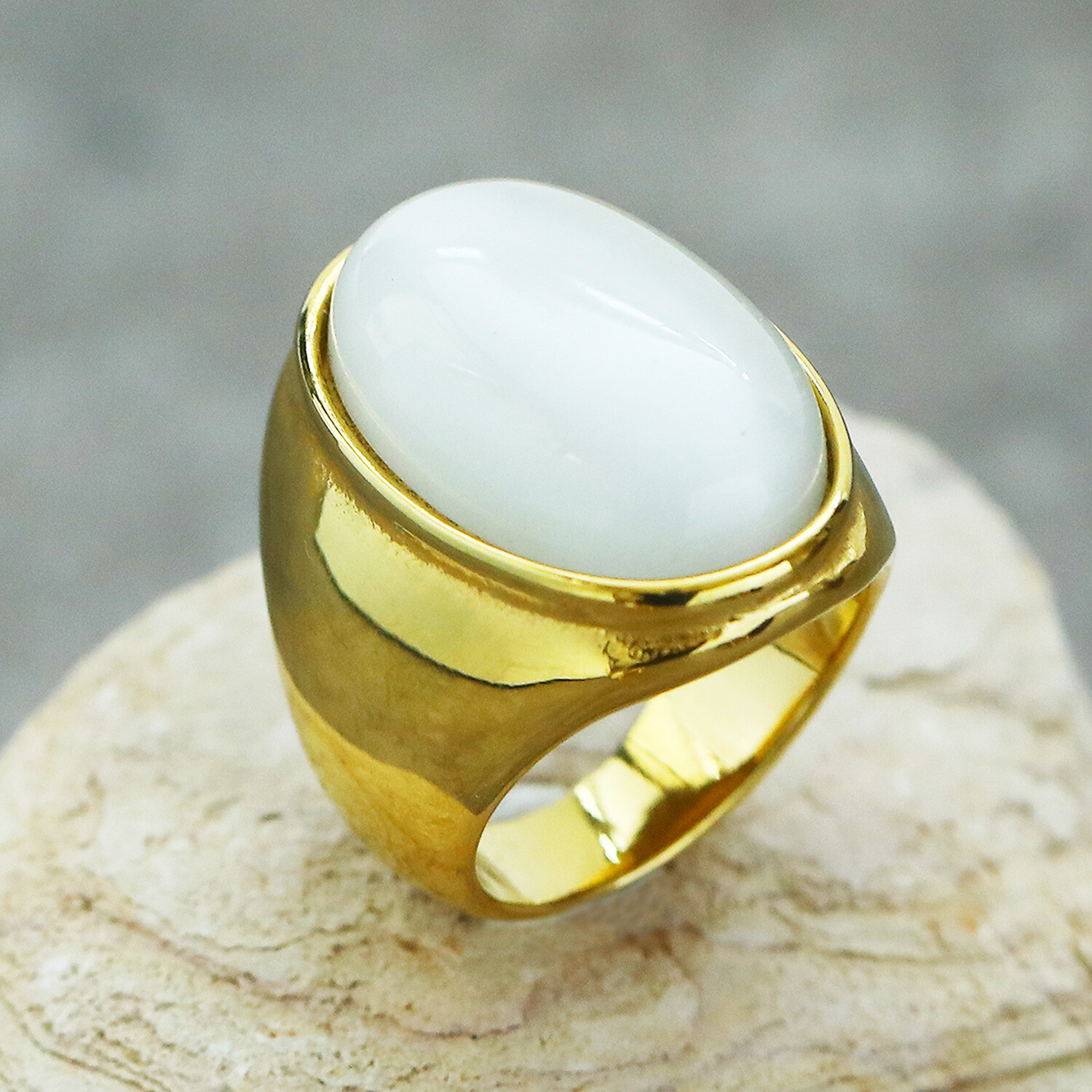 White Opal Stone Retro Wedding Jewelry Ring Stainless Steel Men Women Ring Gold