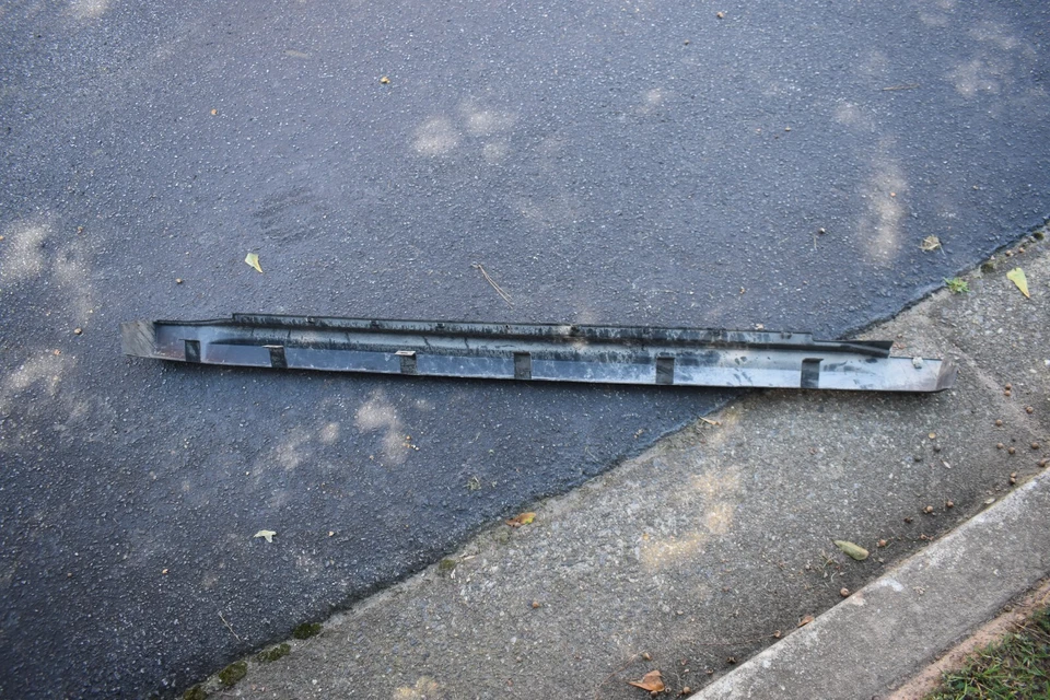 Jeep Grand Cherokee 2004-2010 basculante moldura lado izquierdo fabricante de equipos originales Foto 4 de 4