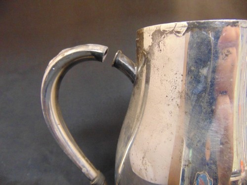 ROGERS PAUL REVERE Repro Silverplate Pitcher Jug Claw Feet Ice Lip 8-in VINTAGE - Picture 4 of 7