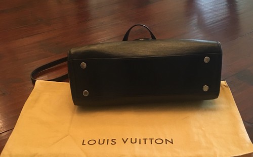 Authentic Louis Vuitton Black Brea GM Crossbody Shoulder Handbag ๐โค๏ธ๐ - Picture 4 of 12