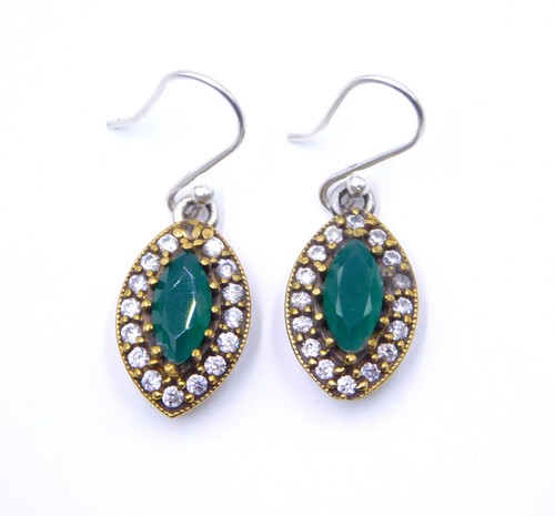 5.20 Gm Lab-Created Emerald & C.Z. Stone 925 Sterling Silver Two Tone Earring - Picture 3 of 5