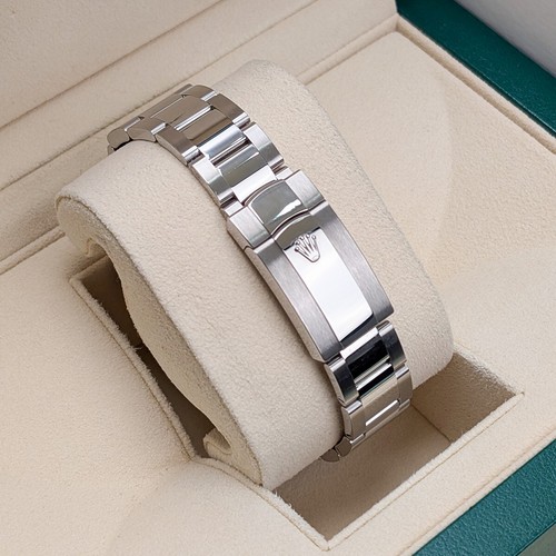 Rolex Datejust 126334 Blue Roman Oyster 41mm Steel Watch 2021 MINT - Picture 5 of 7