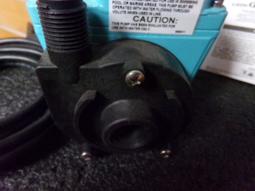 LITTLE GIANT 503216 Pump,7 In. L,4-1/2 In. W,5-1/2 In. H, 4XK39, (C) - Picture 6 of 7