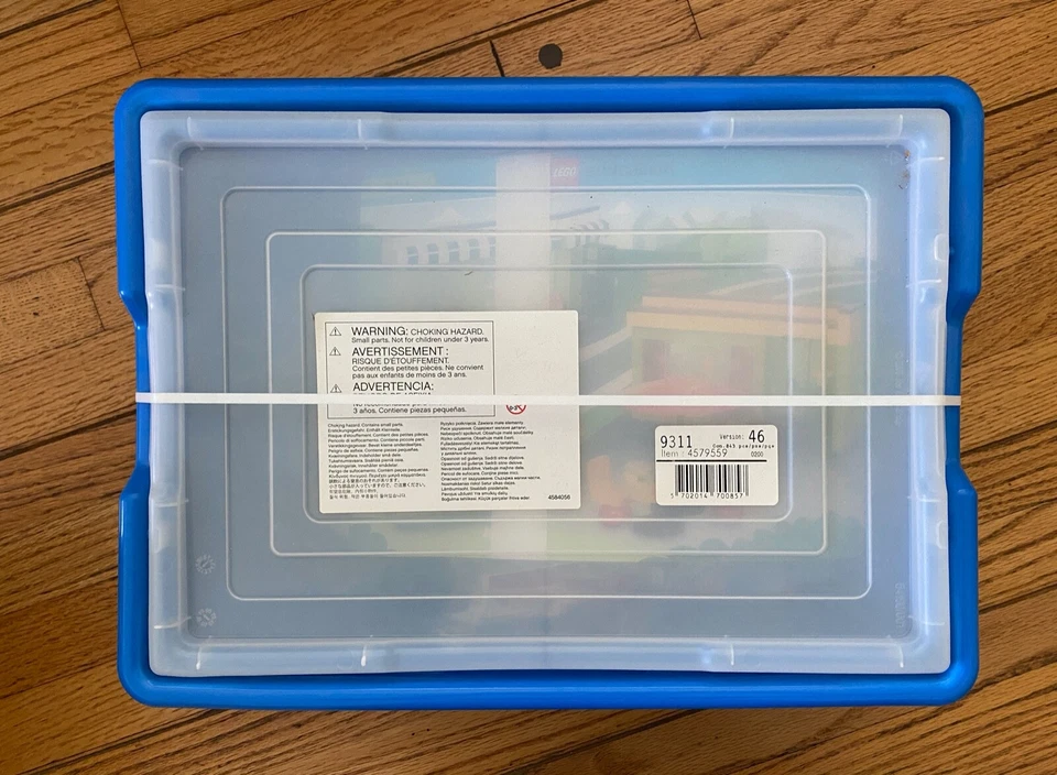 *NEW* LEGO Education 9311 CITY BUILDING SET Chef Postman Space *RETIRED* - Image 4 of 4