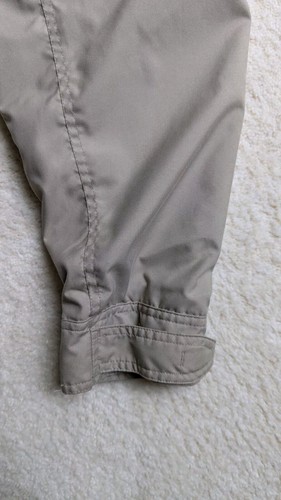 Gap Factory Men's Beige Pull Over Rain Coat Jacket With Front Pocket Size Small - Picture 7 of 11