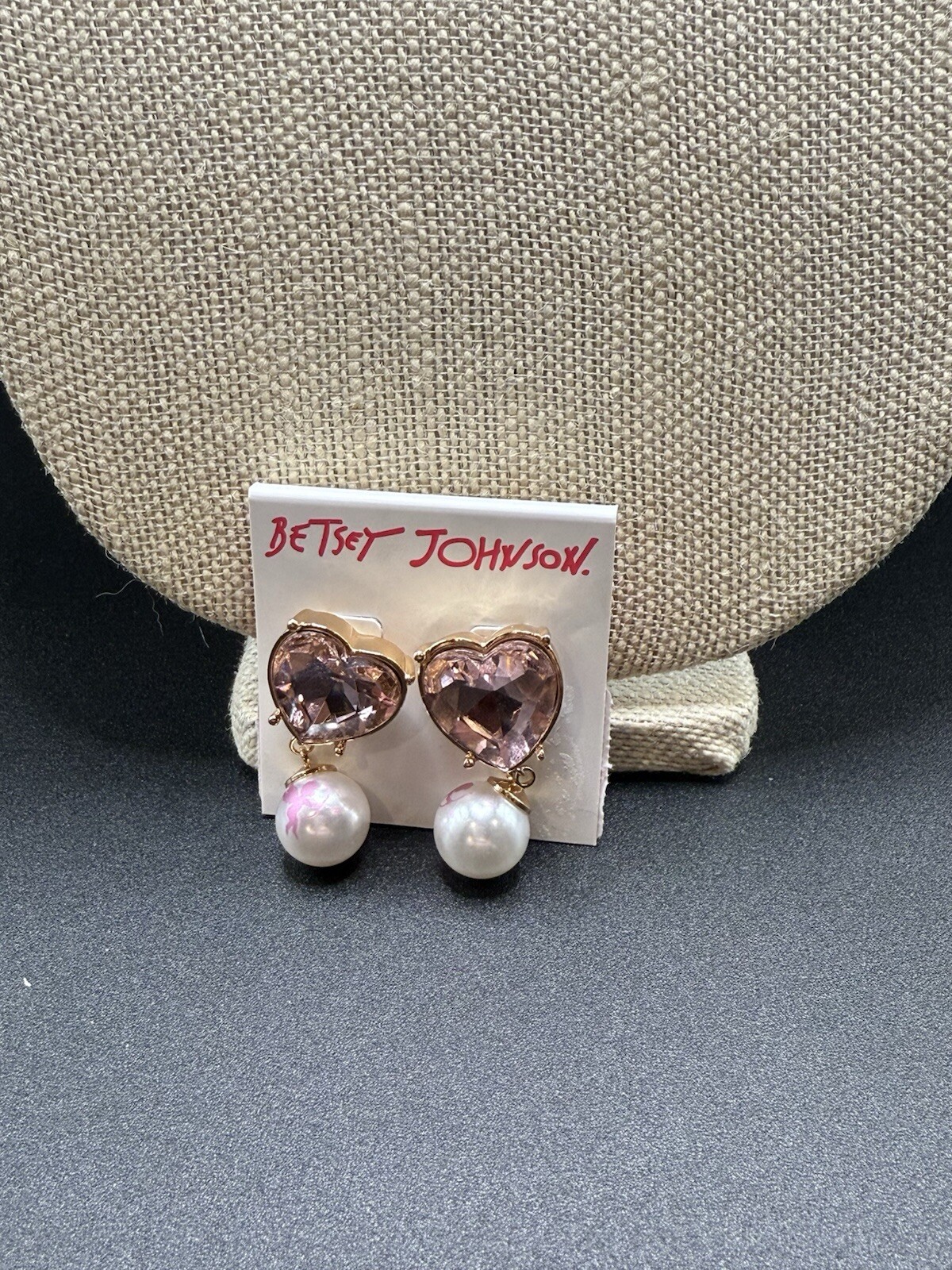 Picture 4 of 6