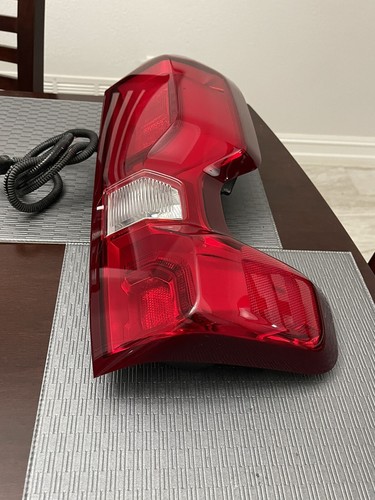 CHEVY SILVERADO 1500-2500 LTZ TAIL LIGHT LED LH LEFT DRIVER OEM 2019-22 84554658 - Picture 7 of 9