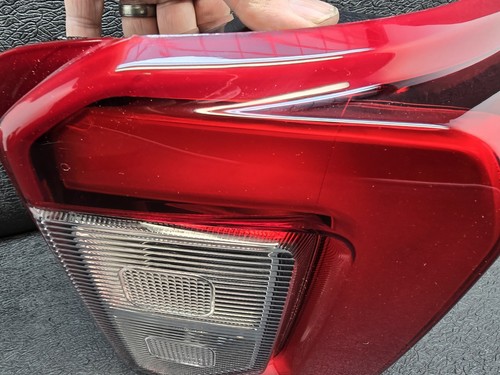 OEM FORD EXPLORER ST 2020-2024 LUZ TRASERA DERECHA LED LADO DEL PASAJERO - Imagen 14 de 23