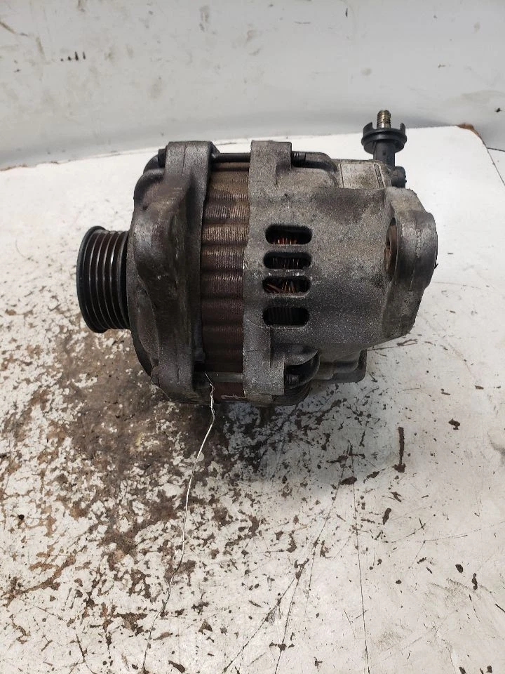 Генератор переменного тока без турбонаддува подходит для 04-10 IMPREZA 1393219 - Изображение 3 из 4