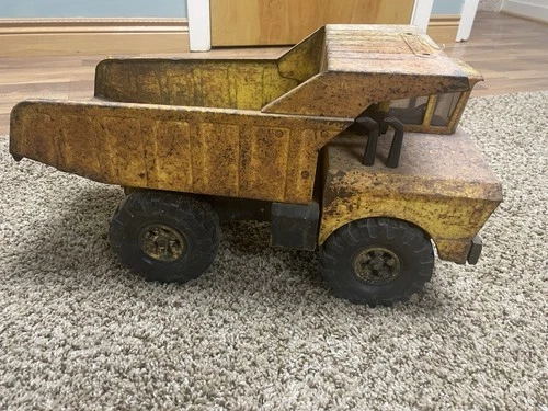 Vintage Tonka Dump Truck