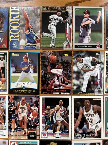 Huge Lot (50) Different University of Connecticut Huskies Alumni Cards UCONN - Picture 3 of 12